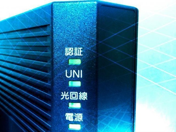 光回線終端装置(ONU)の点灯ランプの種類とそれぞれの意味